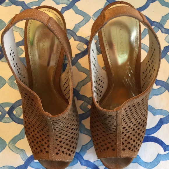 Coach Stacked Wedges - Picture 2 of 6