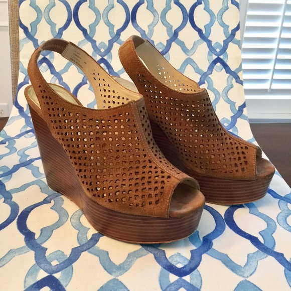 Coach Stacked Wedges - Picture 6 of 6
