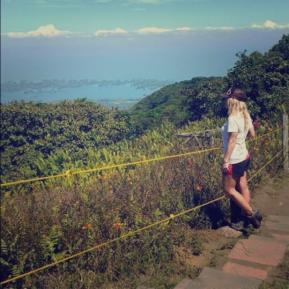 Meet your Posher, Lisa - Picture 4 of 4