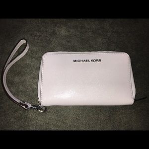 Lilac smart phone Michael Kors wallet