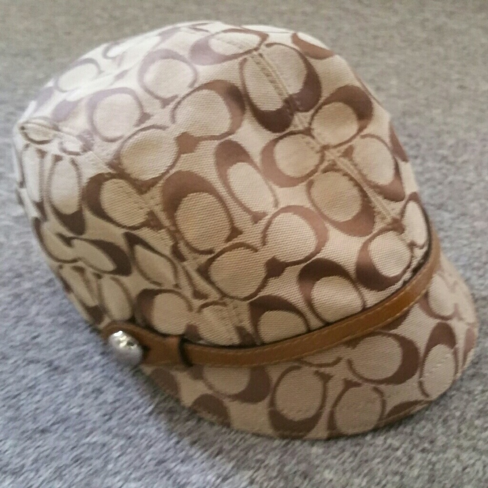 Coach Anna Signature Hat