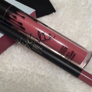 Kylie LipKit: Posie K