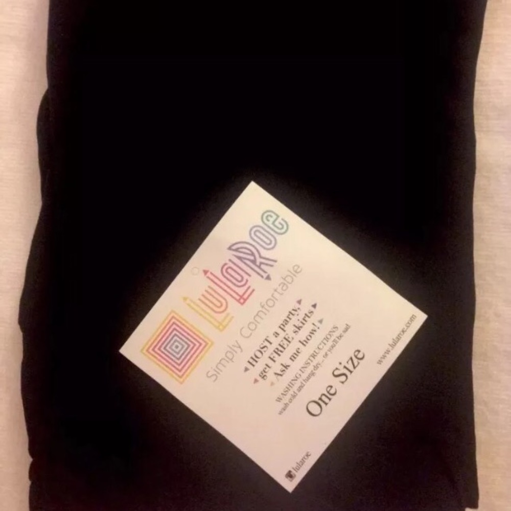 LuLaRoe one size os solid black leggings