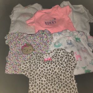 6 babygirl  onesies New born / 0-3 months