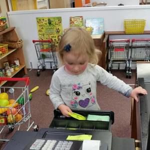 Meet your Posher, Debbie