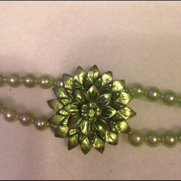 ✳️VINTAGE FLOWER POWER 90s CHOKER NECKLACE✳️ - Picture 3 of 4