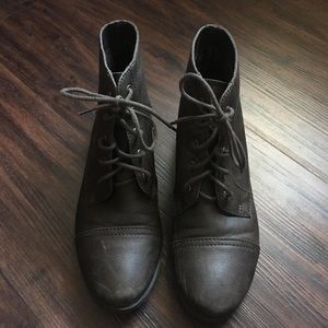 Cute Brown Ankle Boots!