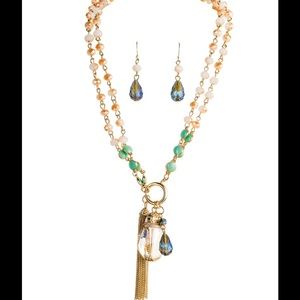 Necklace and earring set