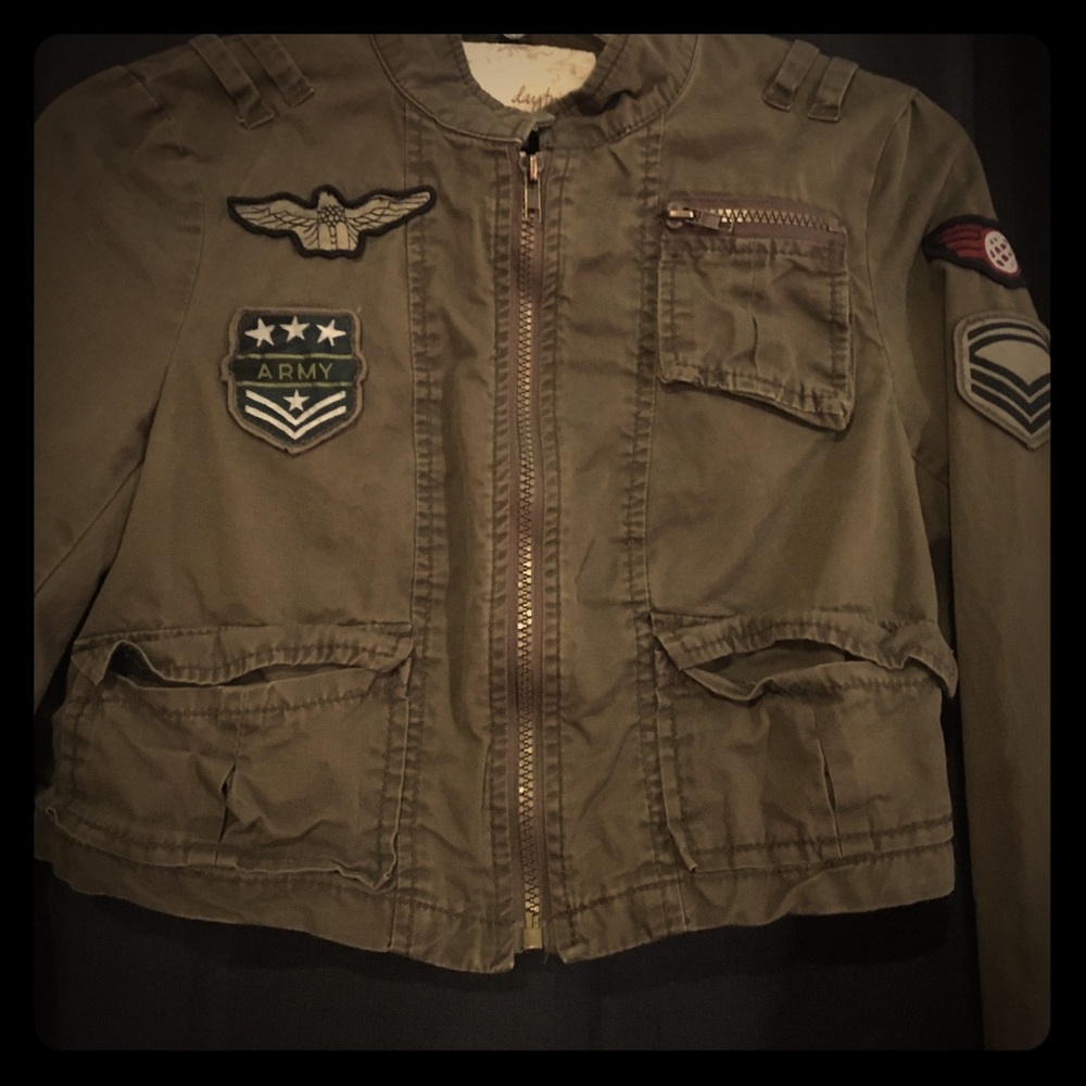 Military style crop jacket!