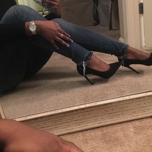 A'gaci Pointed Toe Pumps