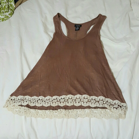 Tank - Picture 2 of 4