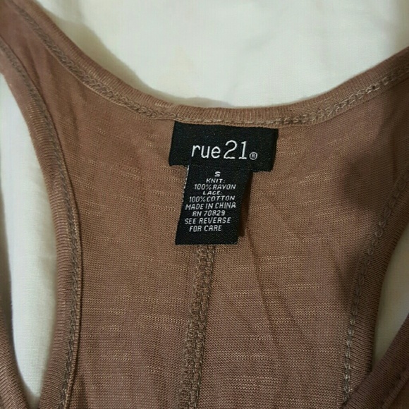 Tank - Picture 3 of 4