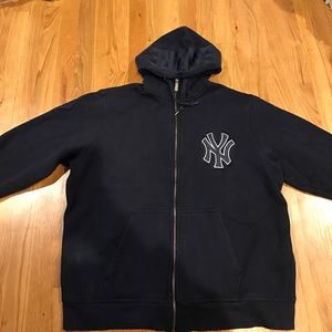 NYY Empire State hoodie