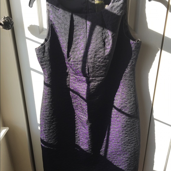 Dress - Picture 5 of 6