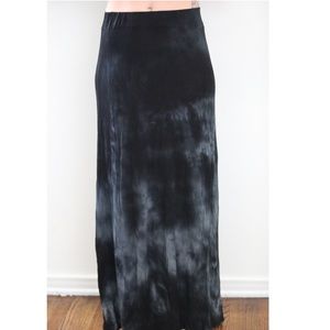 Brandy Melville skirt