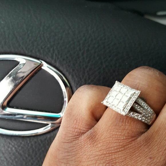 1.75 CT t.w 14kt white gold diamond ring. One ring - Picture 6 of 6