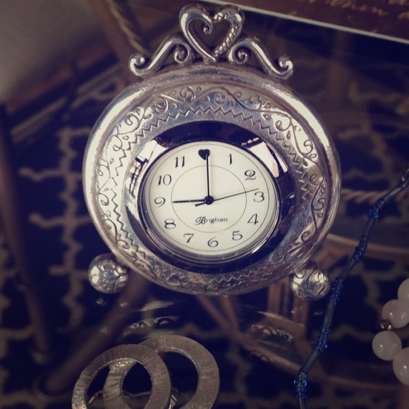 Beautiful Decor - Picture 2 of 3