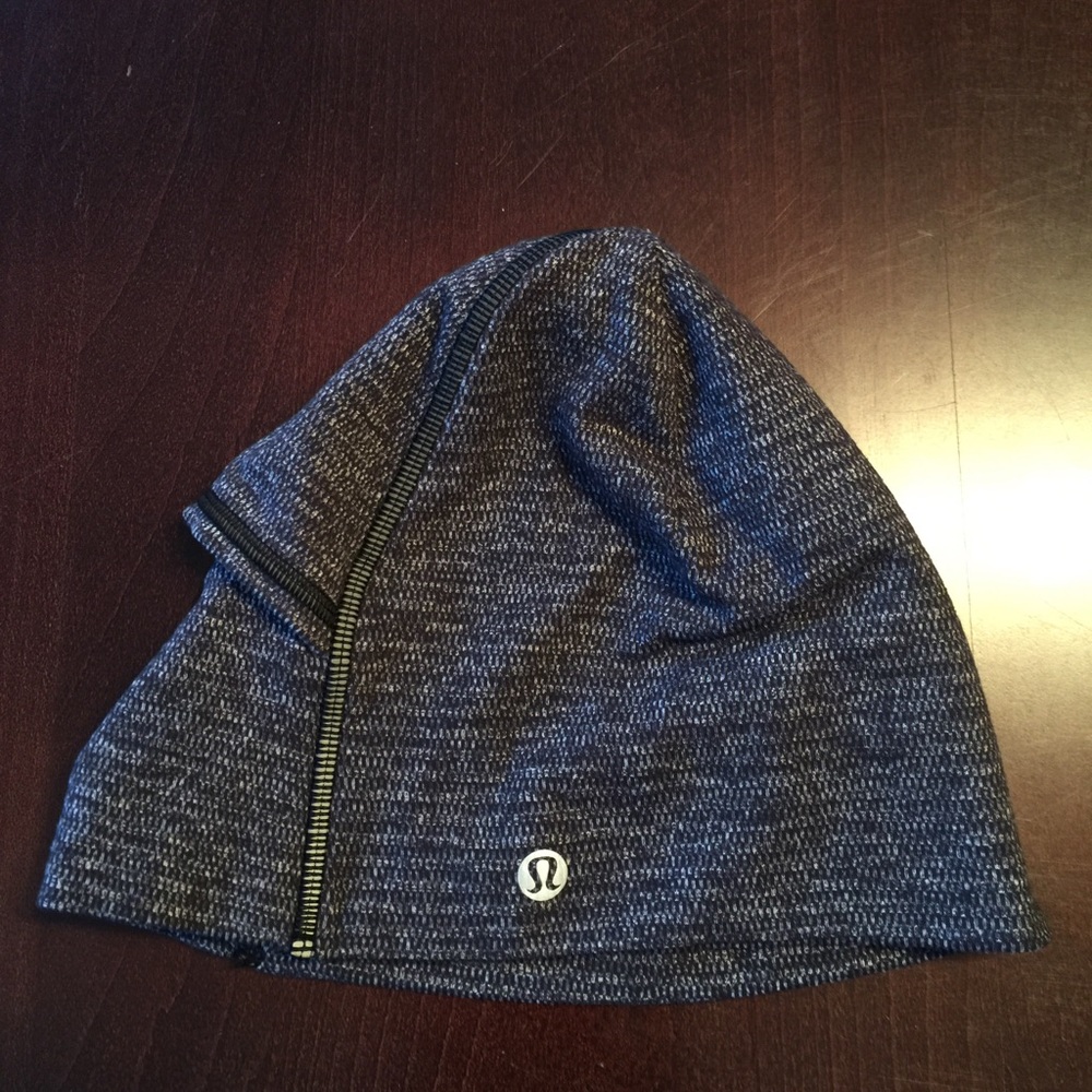 Lululemon Beanie Hat with Ponytail Slit