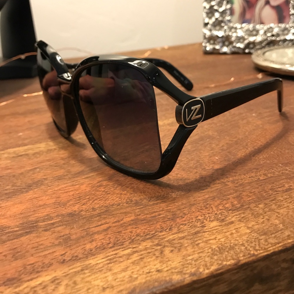 Von zipper sunglasses
