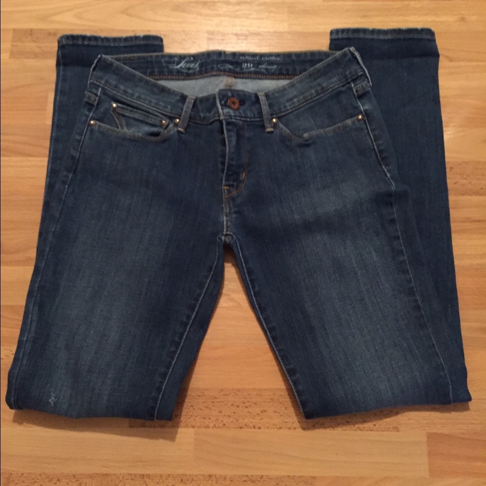 Levi's Slight Curve Skinny EUC