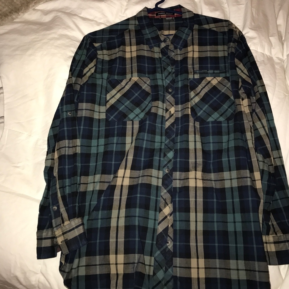 Plaid long sleeve button up