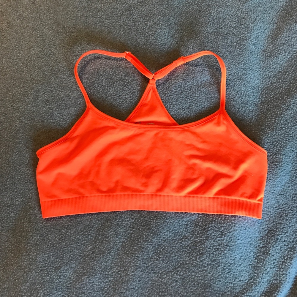 Sports bra