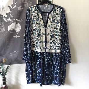 ✨Offers Welcome!✨Anthropologie embroidered dress