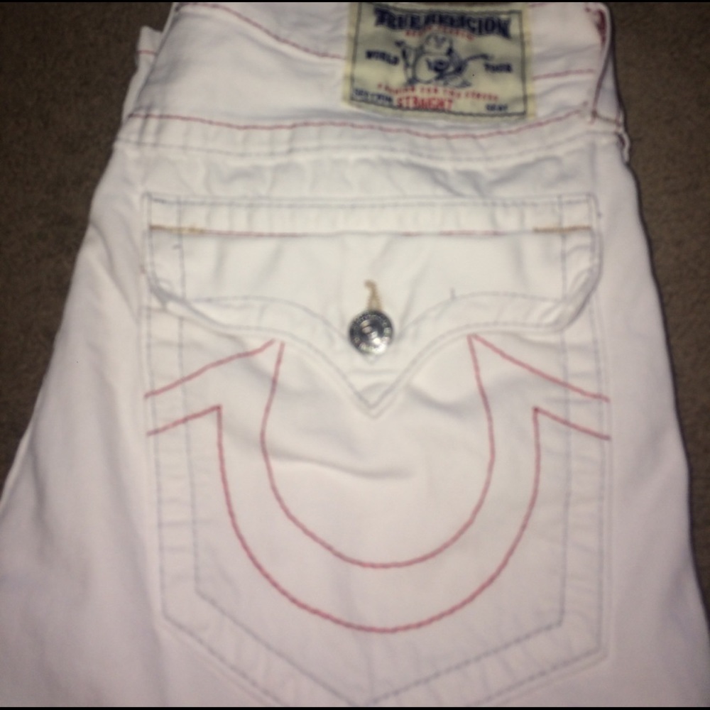 True religion red and white stitch straight jeans