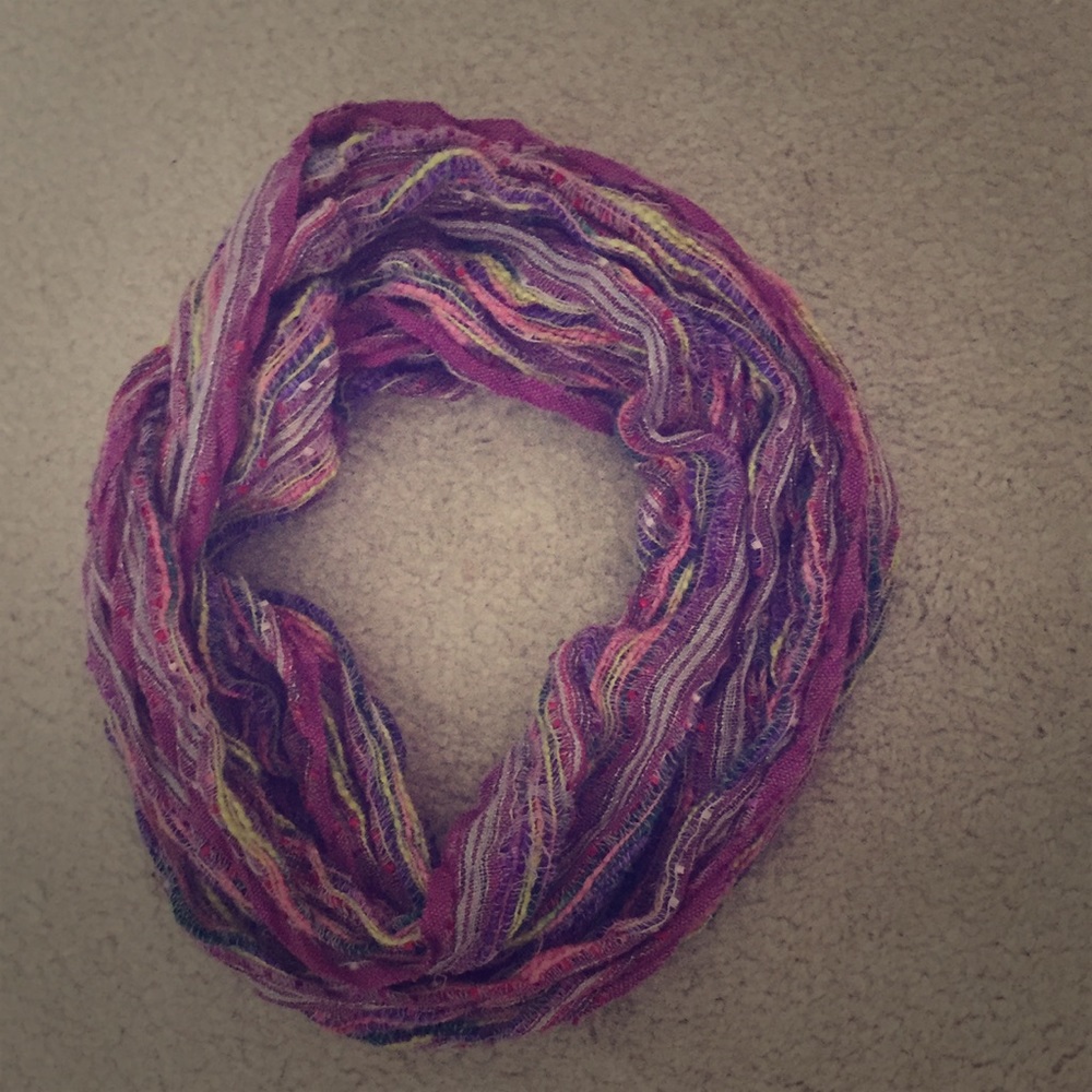 🚫SOLD❌Rainbow scarf