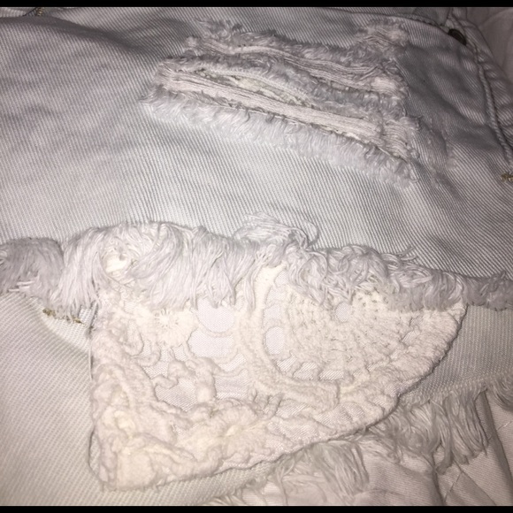 Light-Wash Jean Shorts - Picture 2 of 4