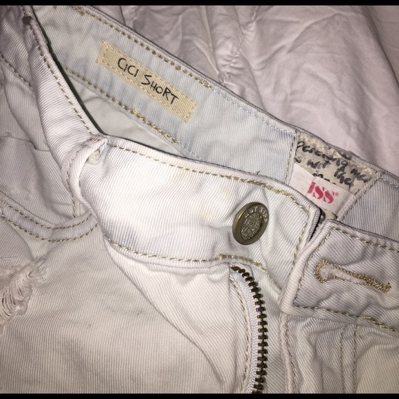 Light-Wash Jean Shorts - Picture 4 of 4