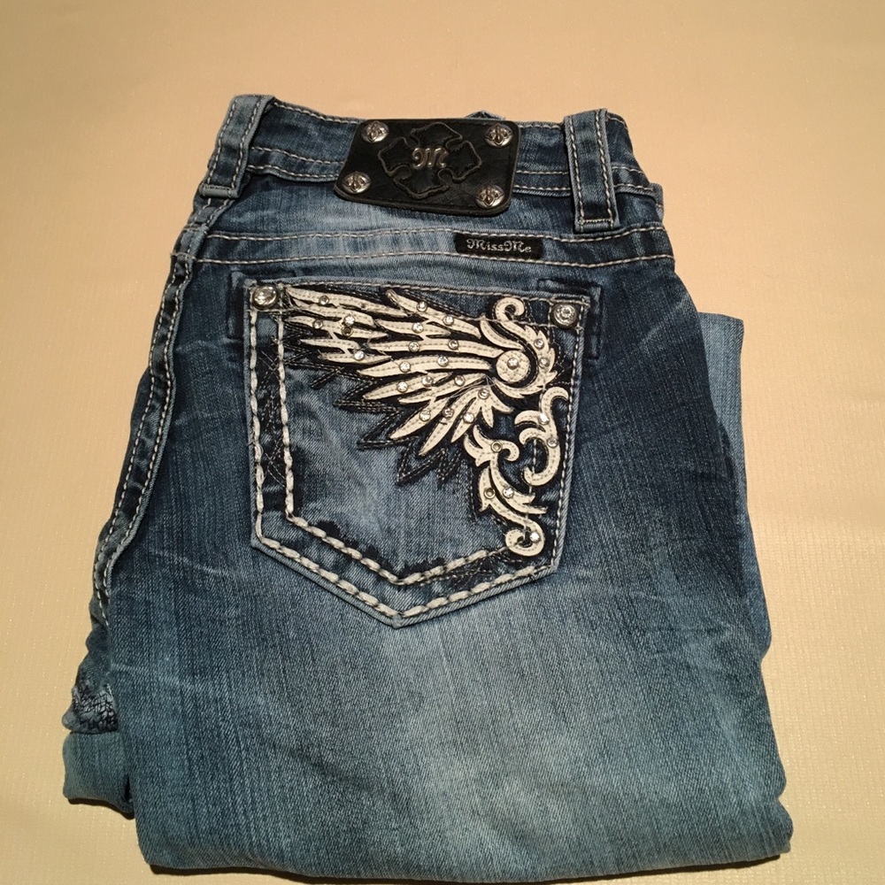 Size 27 miss me boot cut jeans