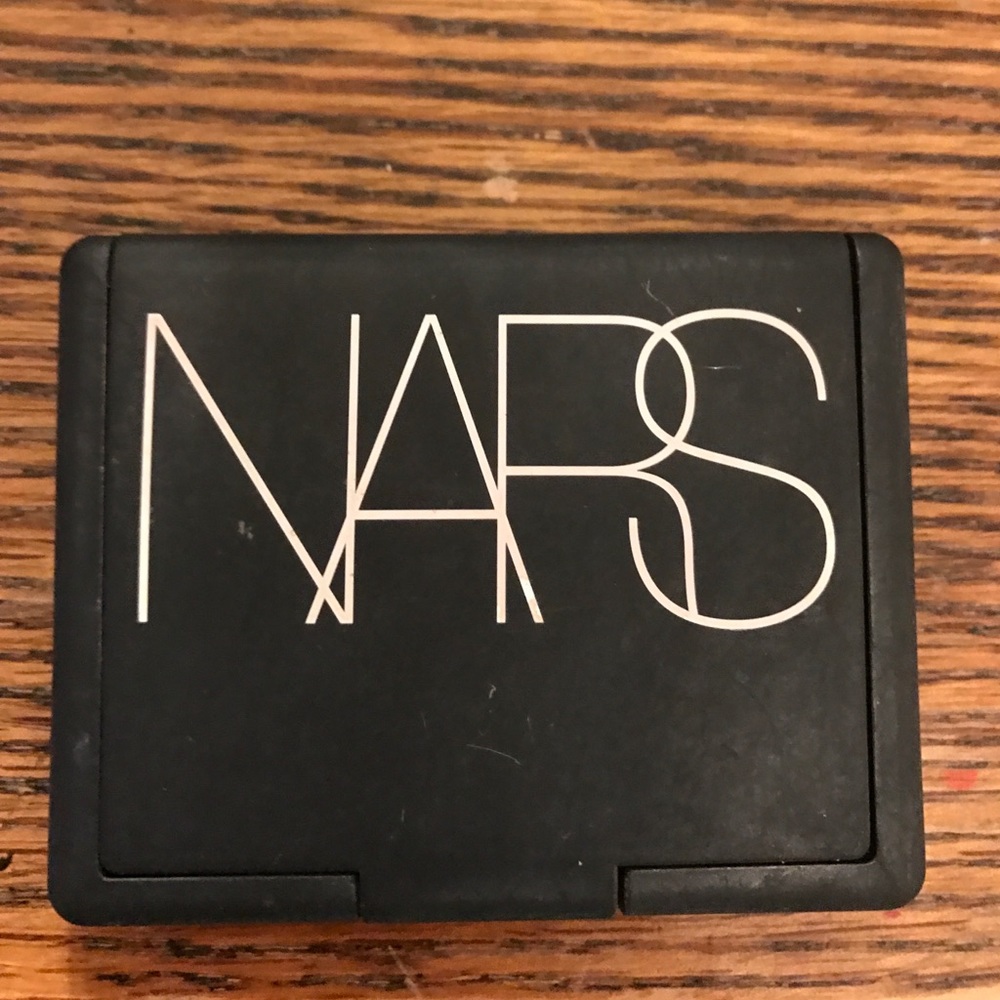 Nars albatross highlighter