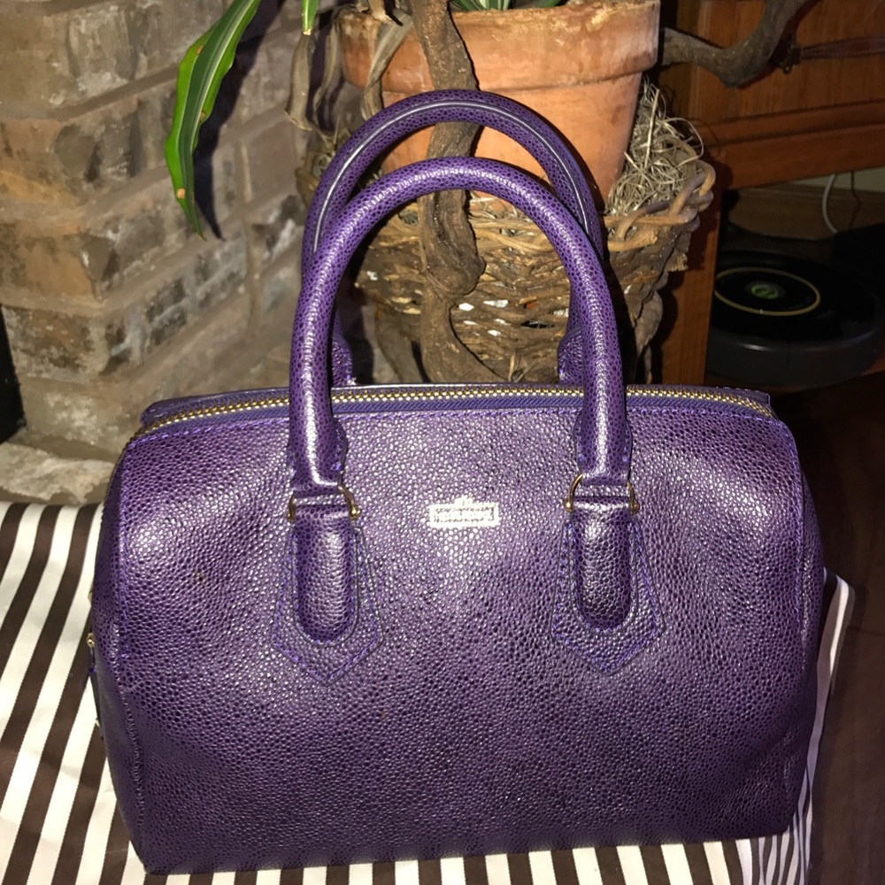 HENRI BENDEL- ONE AWESOME COLOR--PURPLE TOTE!!👛👛