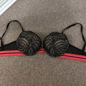 Victoria Secret Bra!