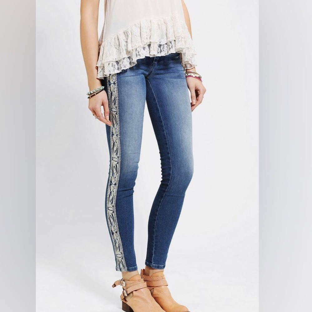 Sold Design Lab Embroidered skinny jeans