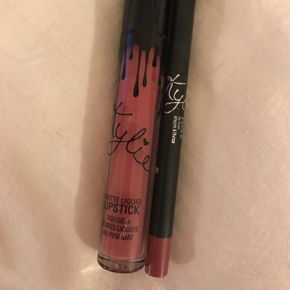 Kylie cosmetics posie k lipstick and liner
