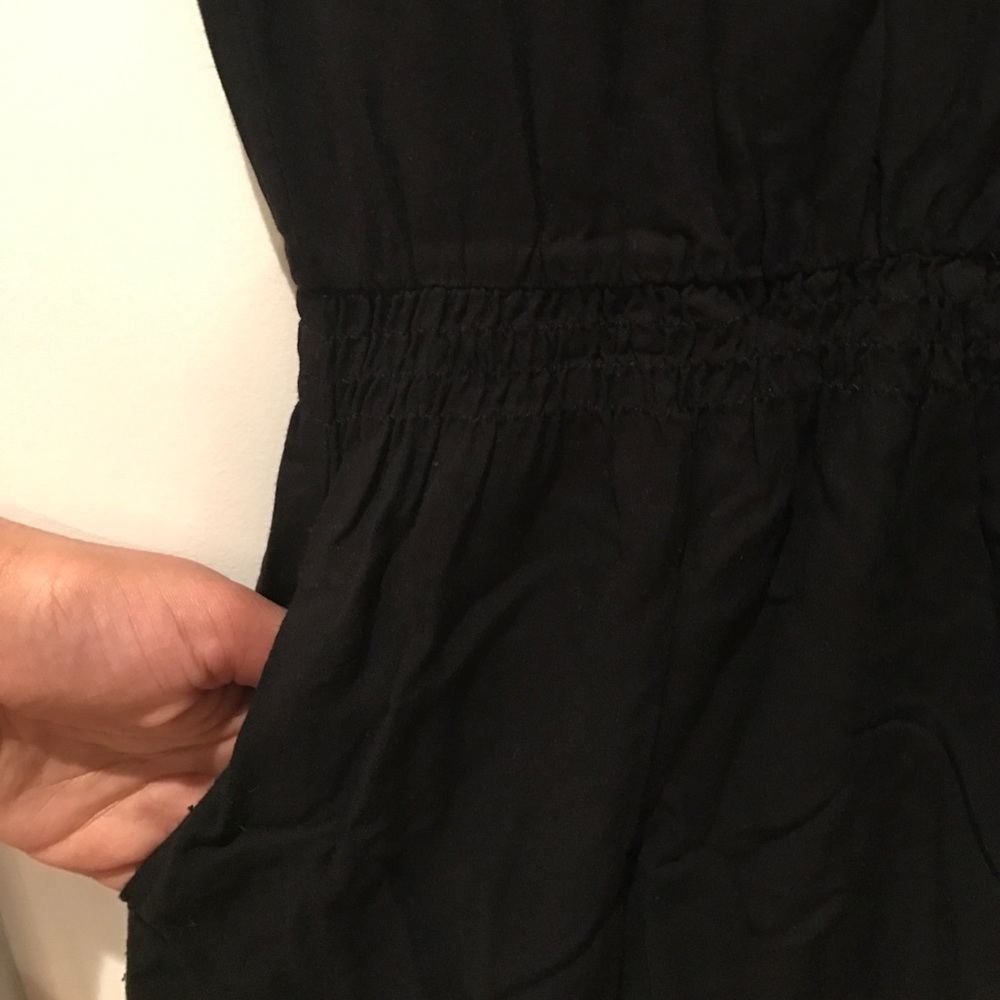 Little black dress - Picture 4 of 4