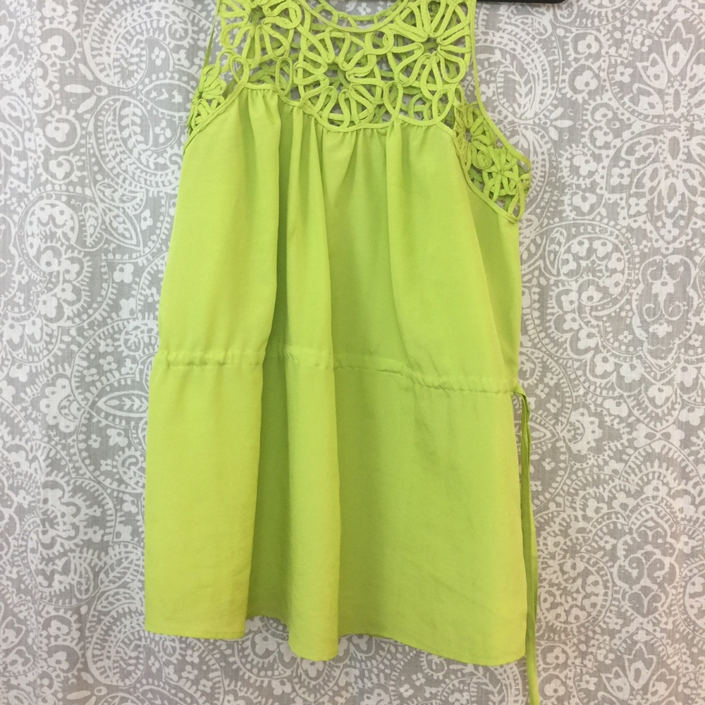 Fun Spring/Summer Blouse - Picture 2 of 2