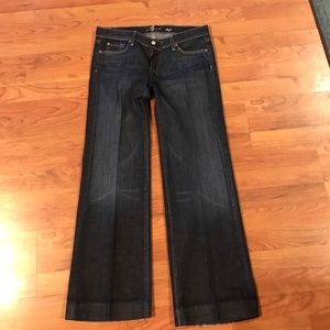 Seven for all mankind Dojo