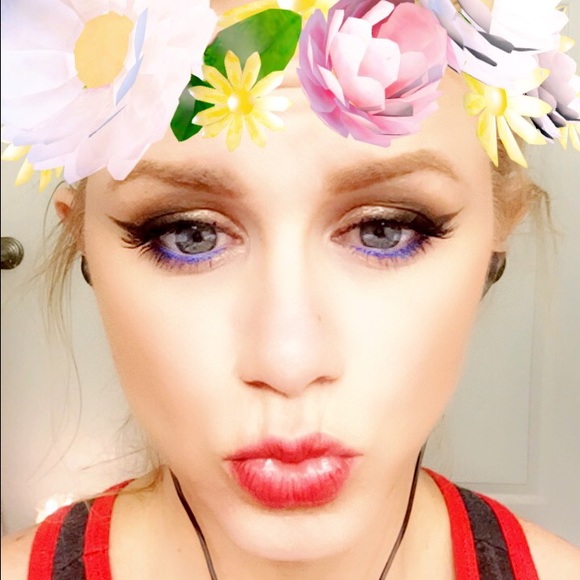 Meet your Posher, Allison - Picture 4 of 4