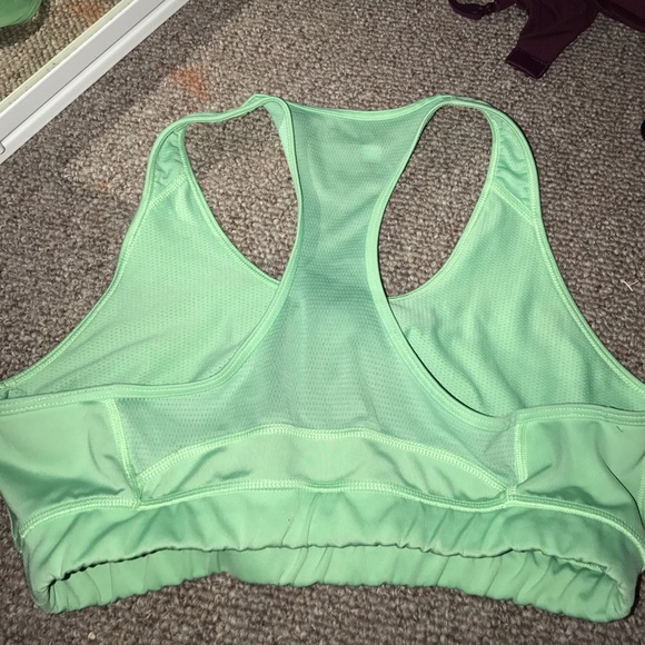 Sports bra - Picture 2 of 3