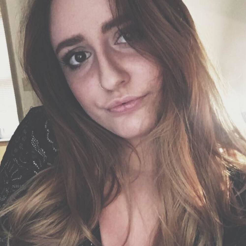 Meet your Posher, Nikki