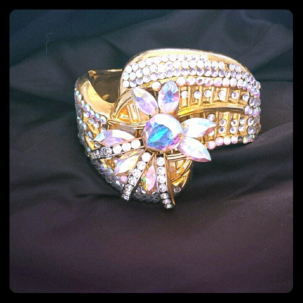 Vintage Crystal bracelet one of a kind