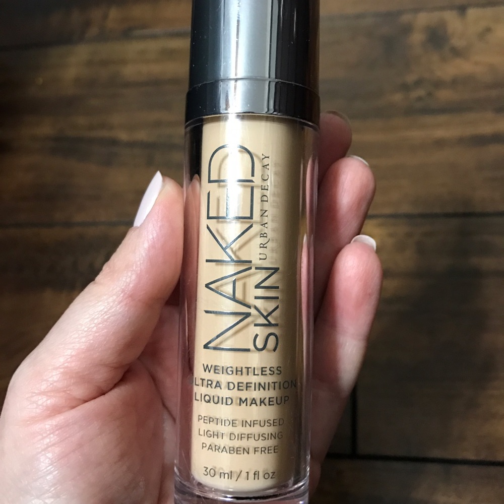 Urban Decay Naked Skin liquid makeup shade 3.25