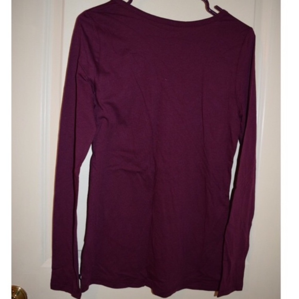 Fabletics Scoop Tee LS II - Picture 2 of 3