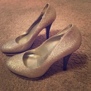 Sparkle, glitter heels. Worn once!!