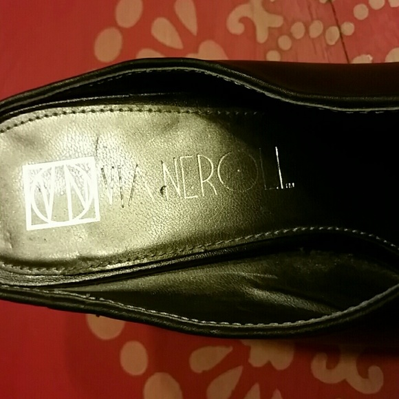 Black open toe sandals - Picture 3 of 4