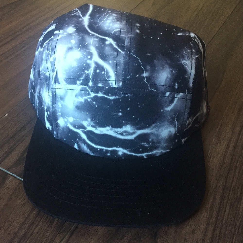 Lighting 5 Panel Hat