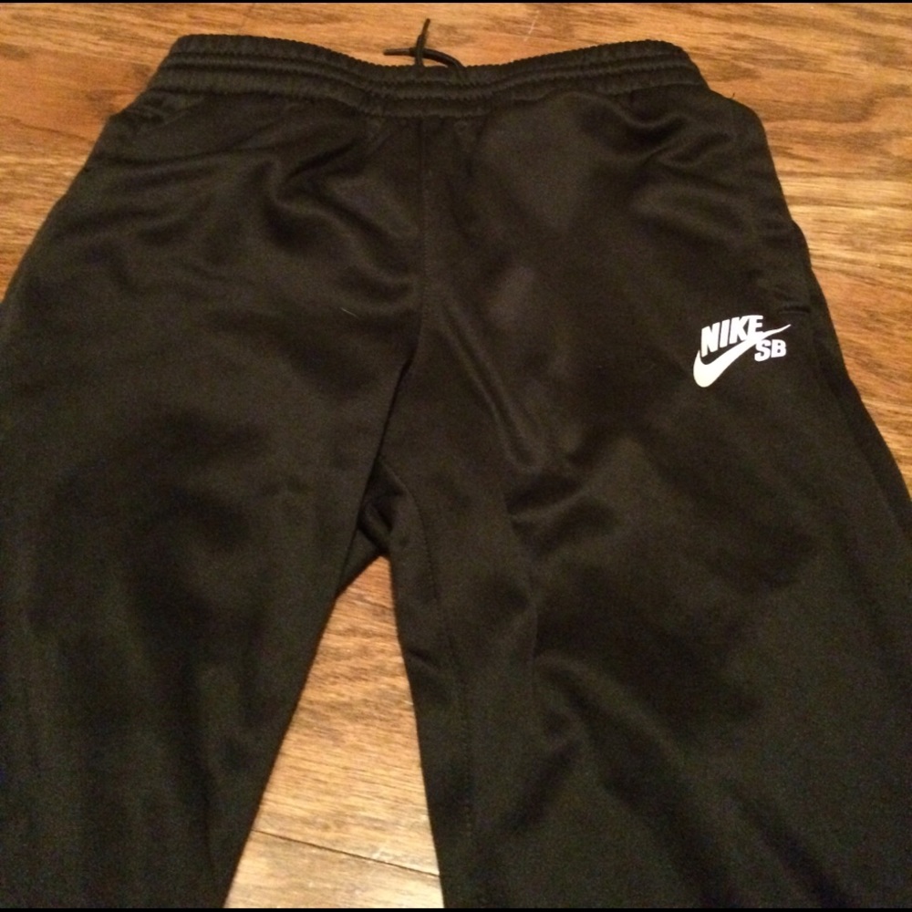 Nike SB joggers